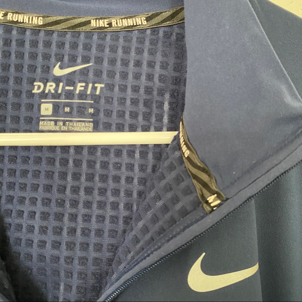 Nike Jacket - Picture 2 of 3